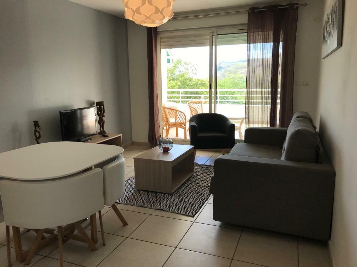 Meuble Homard Avec Jacuzzi Et Vue Mer Saint-Gilles-les Bains Exterior foto